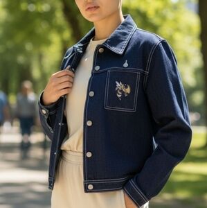 🦜 2/$10 Collegiate Collection Navy Blue Denim Jacket. Medium.